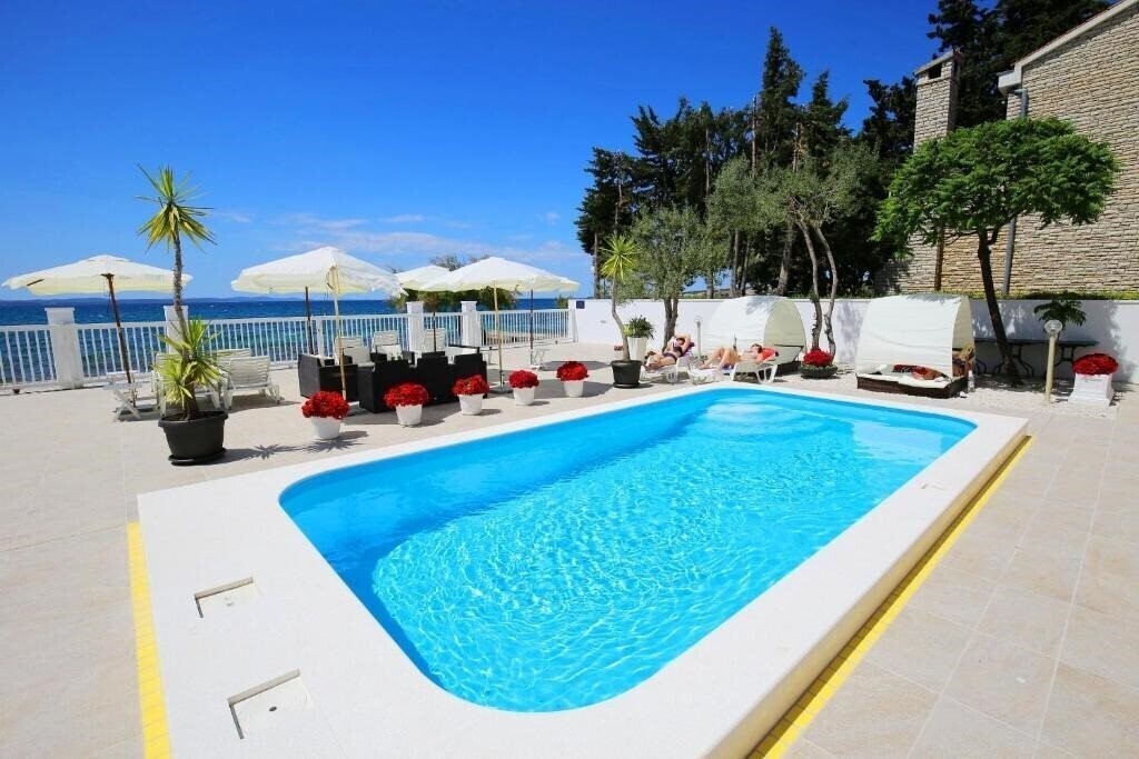 Фотографія Villa Triana 4*