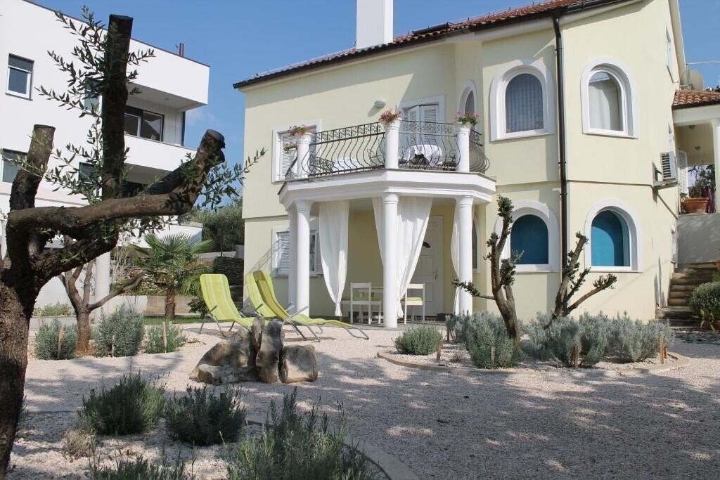 Готель Villa Mandolina 3*