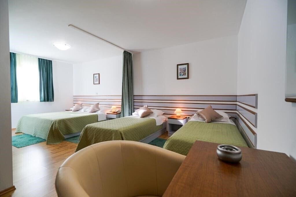 Фото Belvedere Hotel 3*