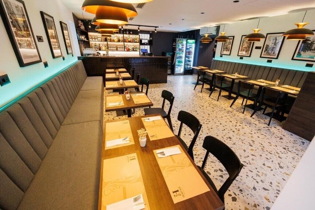 Фотографія City Premium Heritage 4*