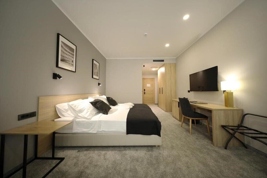 Отель Teatro Verdi Hotel 4*