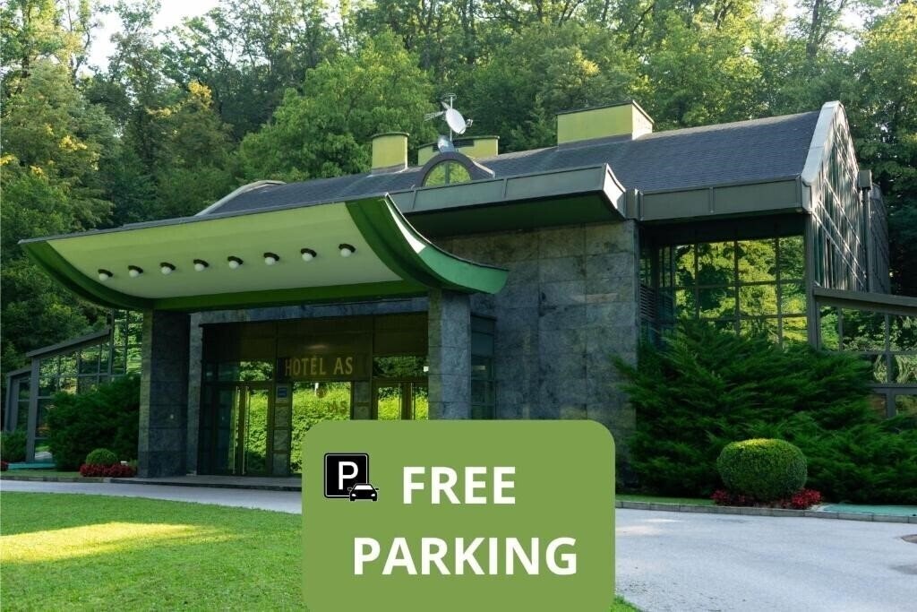 Готель Hotel As 4*