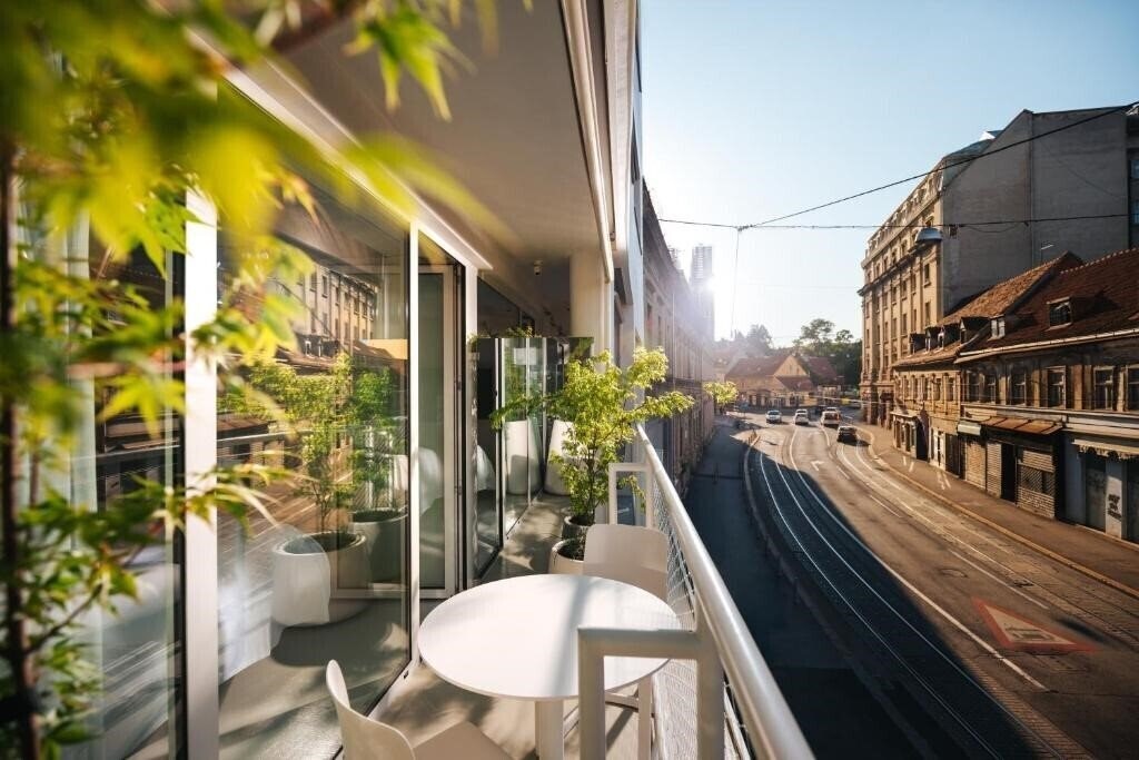 Отель Jadran Zagreb 3*