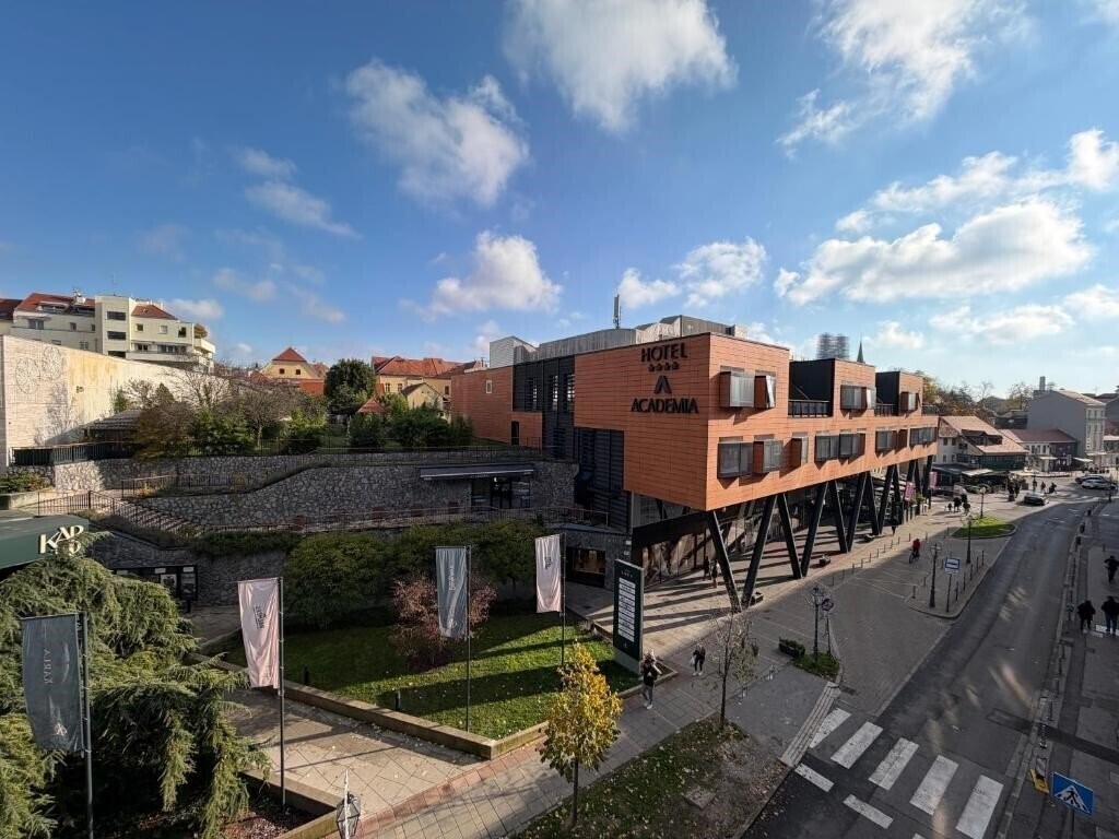 Отель Academia Hotel 4*