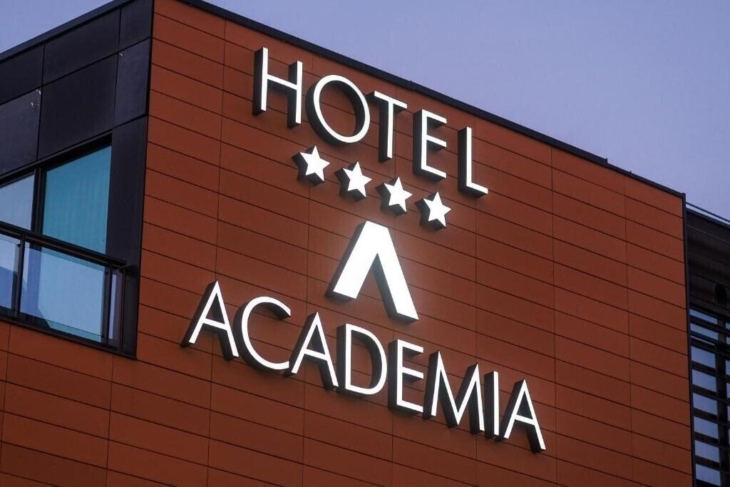 Фото Academia Hotel 4*