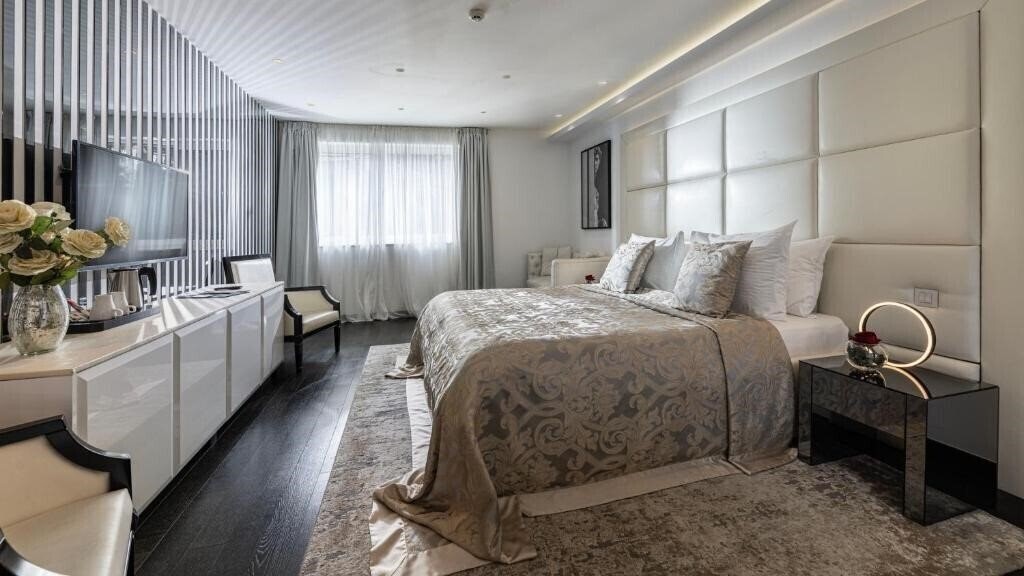 Готель 9 Luxury Boutique 4*