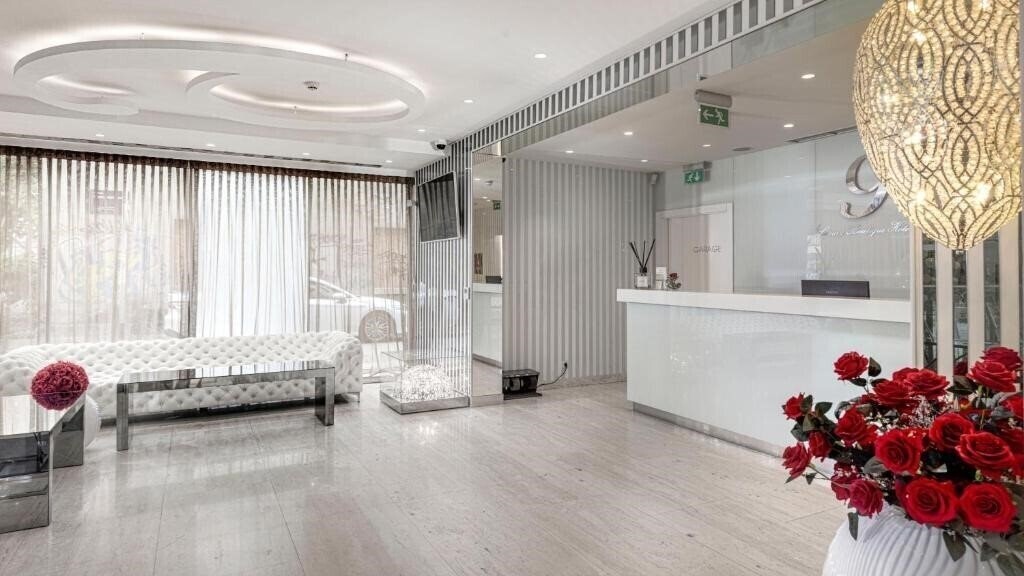Фотографія 9 Luxury Boutique 4*