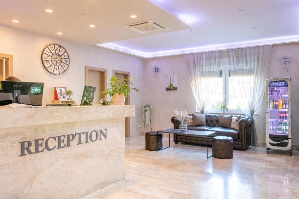 Картинка Royal Airport 4*