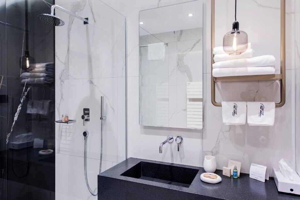 Картинка Pod Zidom Rooms 4*