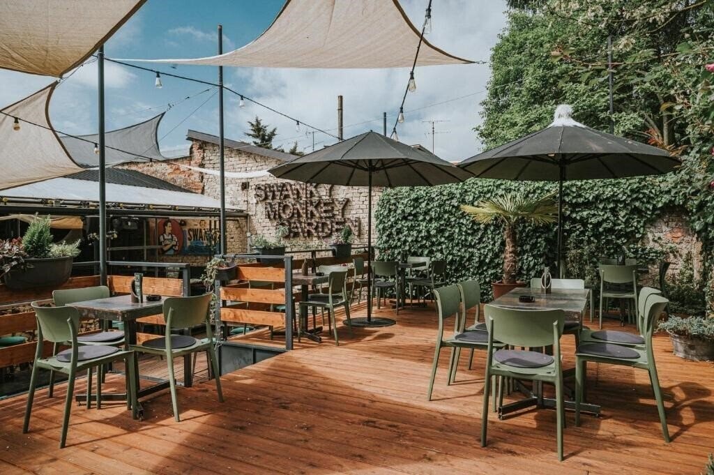Фотографія Stay Swanky Hostel 2*
