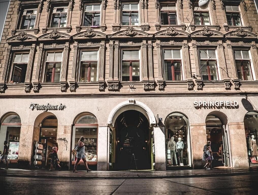 Готель Chillout Hostel Zagreb 2*