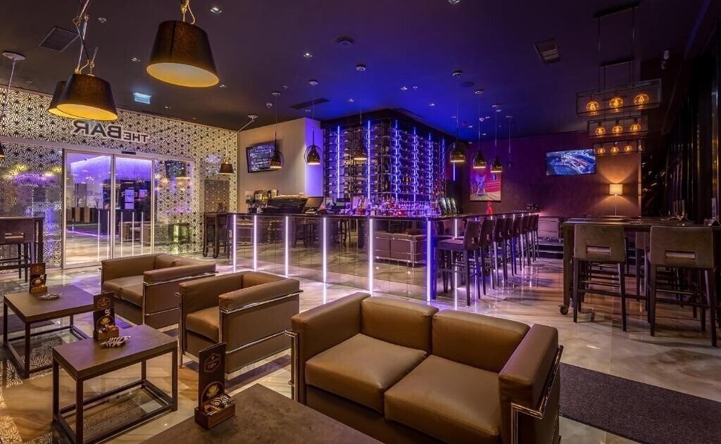 Картинка Admiral Hotel 4*