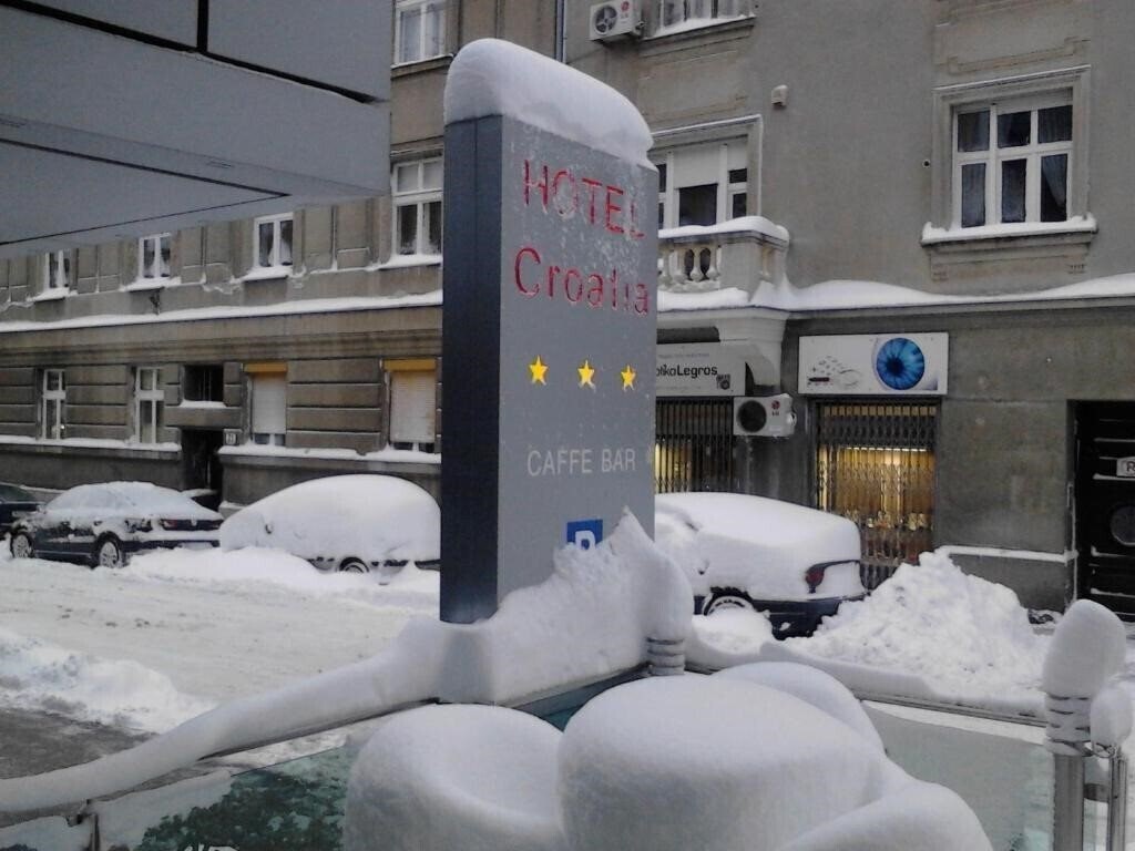 Готель Croatia Hotel Zagreb 3*