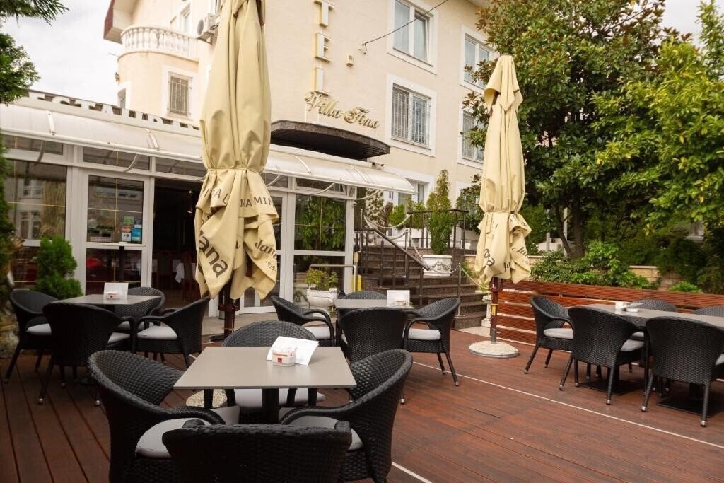 Изображение Hotel Vila Tina Zagreb 3*