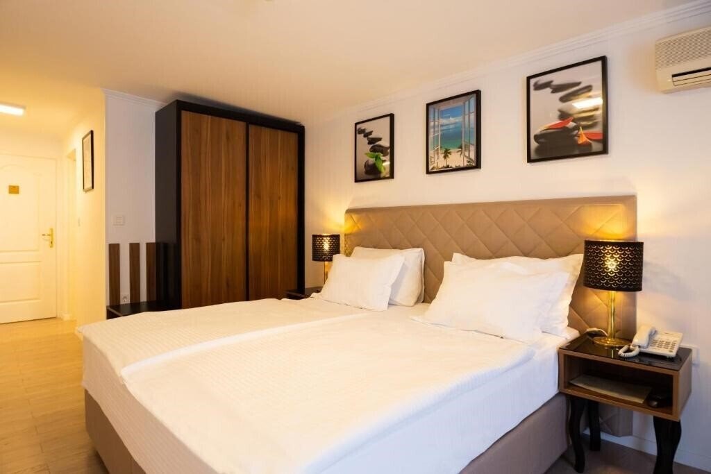 Картинка Hotel Vila Tina Zagreb 3*