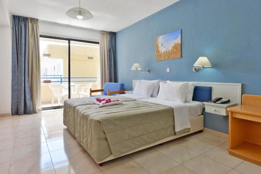 Картинка Napa Prince Hotel Apts 3*