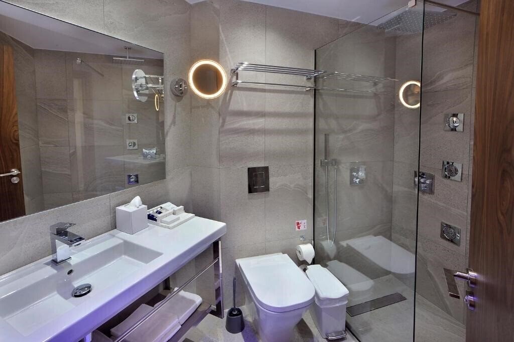Фотографія Okeanos Beach Boutique Hotel 3*