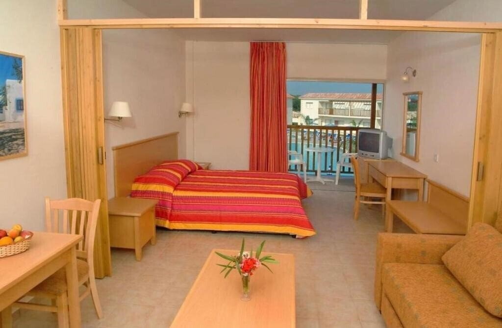 Фото Tsokkos Paradise Village 4*