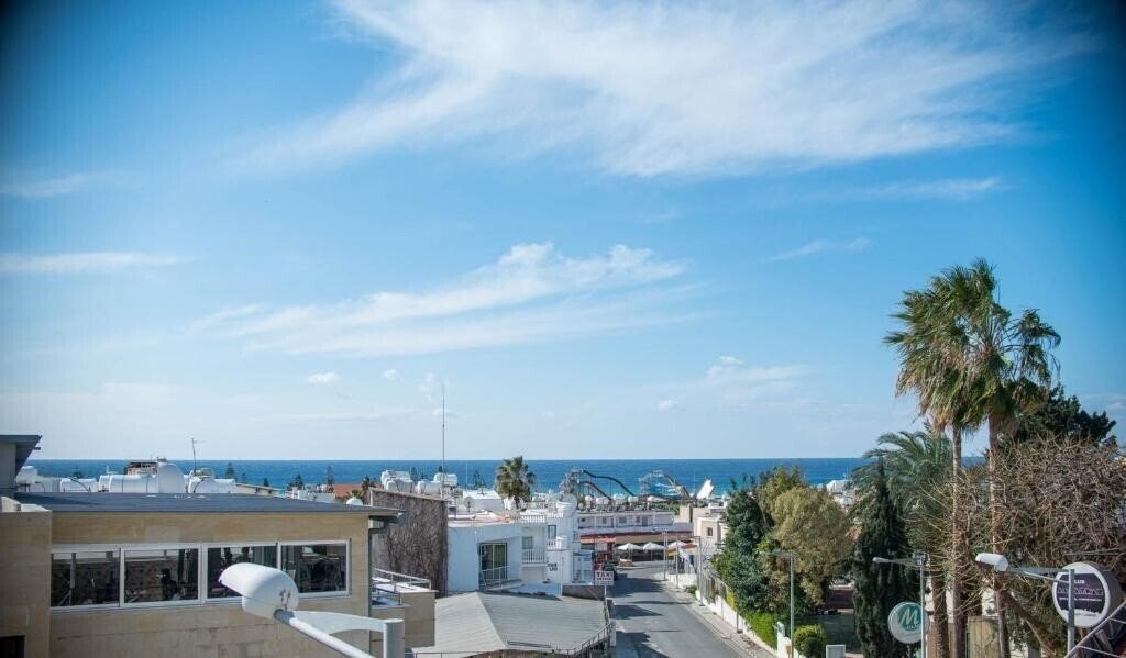 Отель Myriama Hotel Apartments 3*