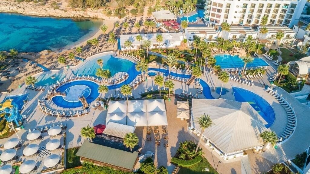 Фото Adams Beach Hotel & SPA 5*