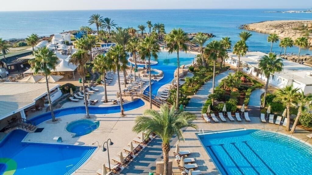 Фотография Adams Beach Hotel & SPA 5*