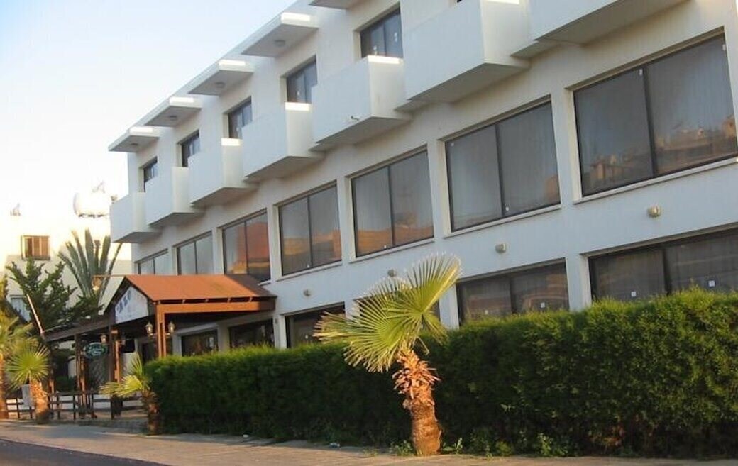 Отель Alonia Apartments апартаменты