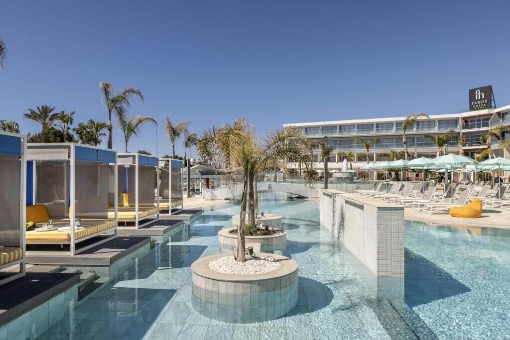 Изображение Faros Hotel 4*