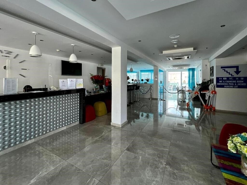 Изображение Sunny Blue Hotel 4*