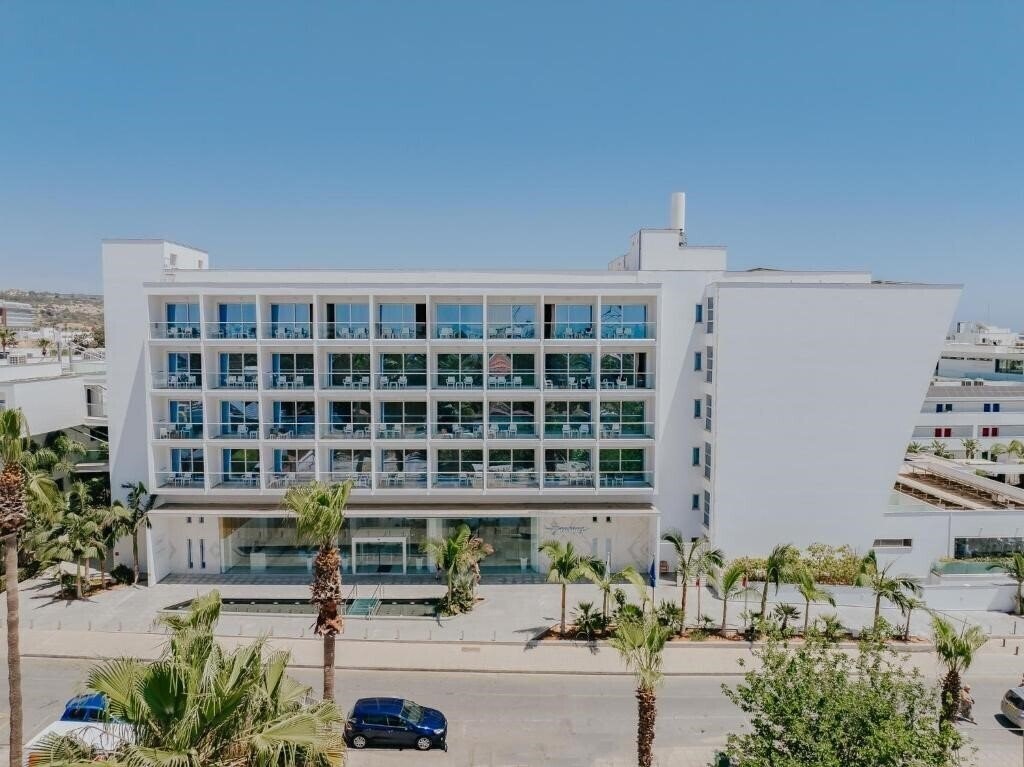 Отель Tasia Maris Seasons Hotel 4*