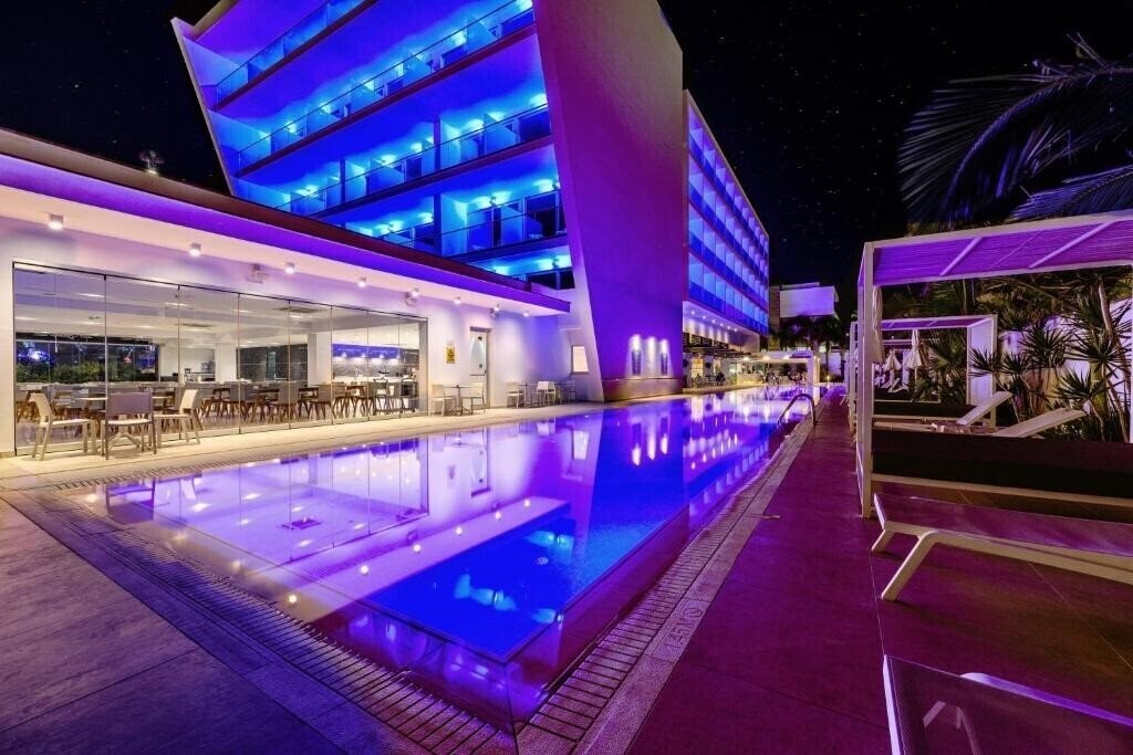 Зображення Tasia Maris Seasons Hotel 4*