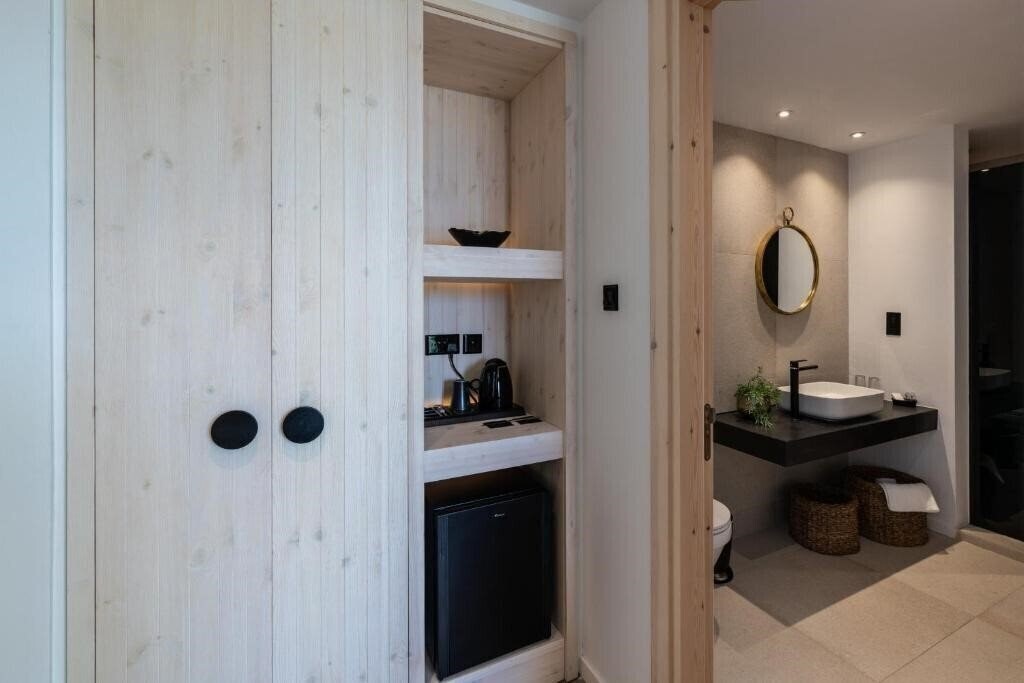 Фотографія Abacus Suites 4*