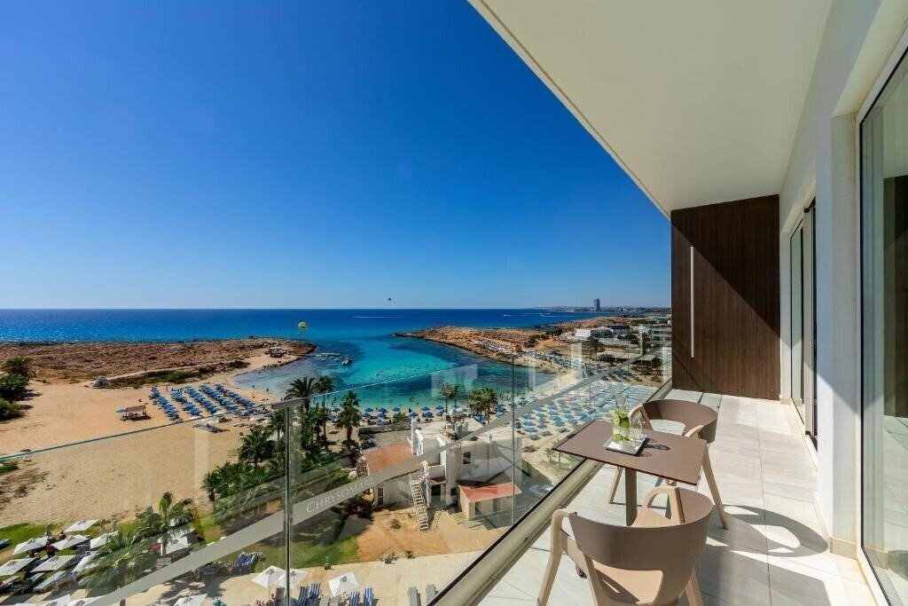 Картинка Chrysomare Beach Hotel & Resort 5*