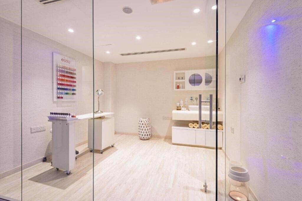 Фотографія Melpoantia Luxury Apartments & Suite 4*