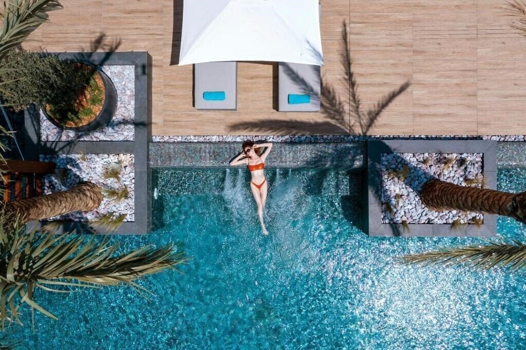 Изображение Amanti MadeForTwo 5*