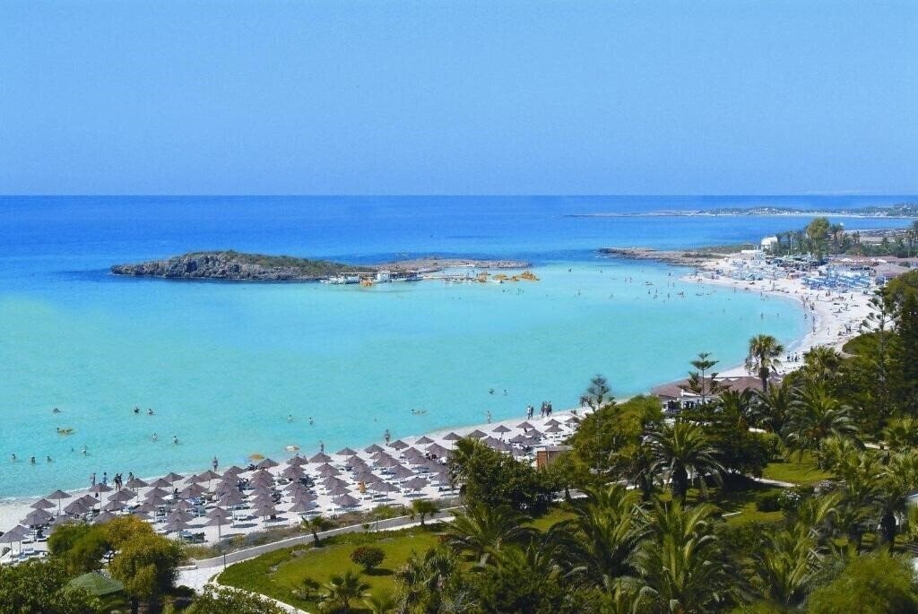 Изображение Nissiana Hotel & Bungalows 3*
