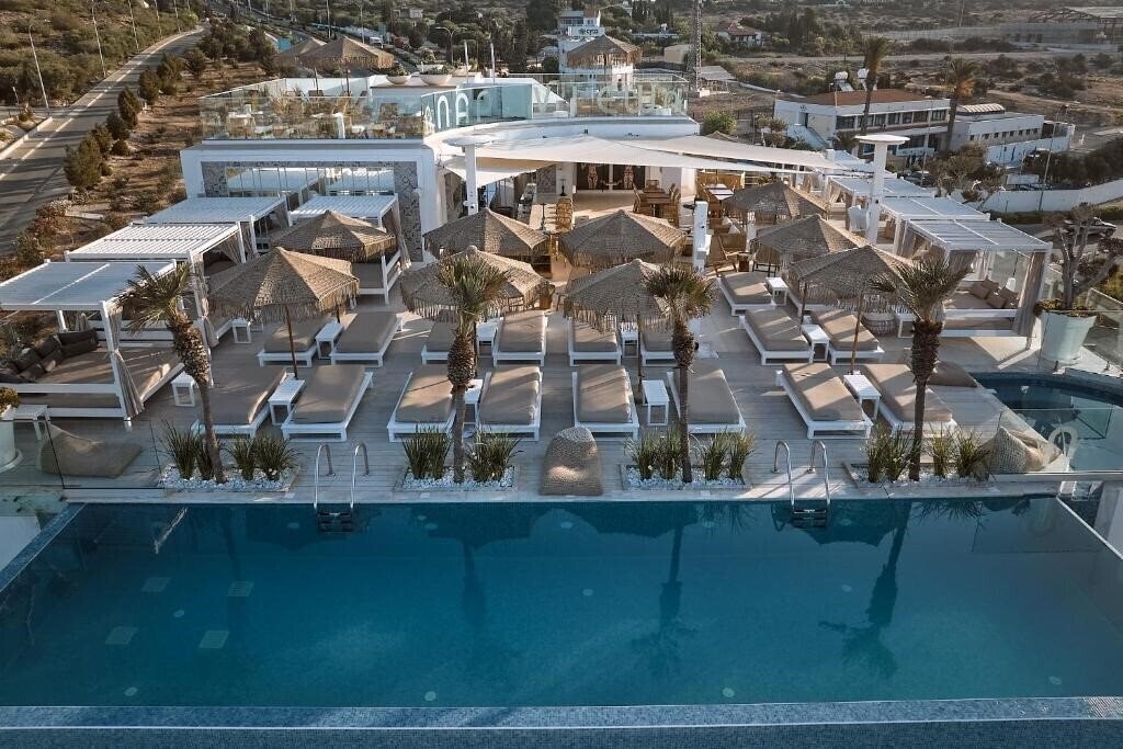 Отель Napa Suites - Adults Only 4*