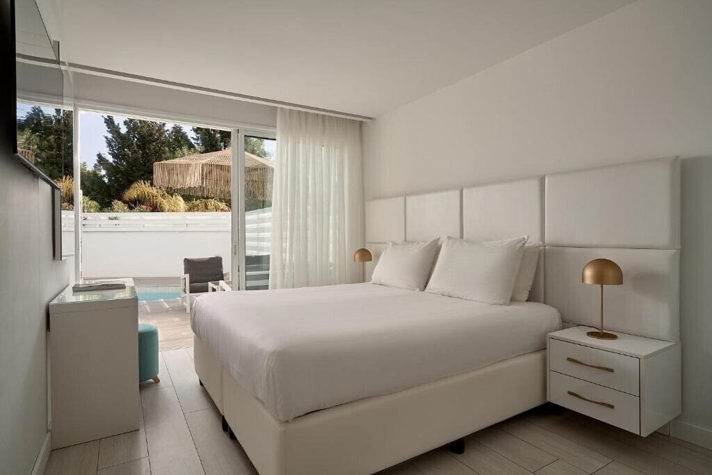 Фото Napa Suites - Adults Only 4*