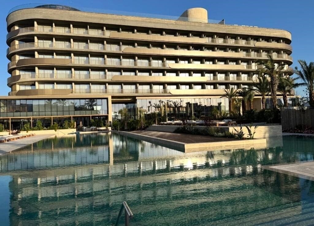 Готель The Nines Hotel 5*
