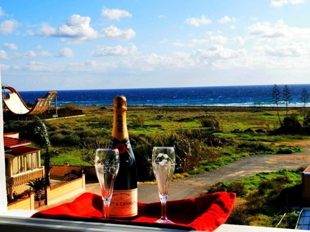 Фотография Nissi Adonis Suites 4*