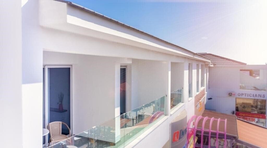 Фото Napian Suites 3*