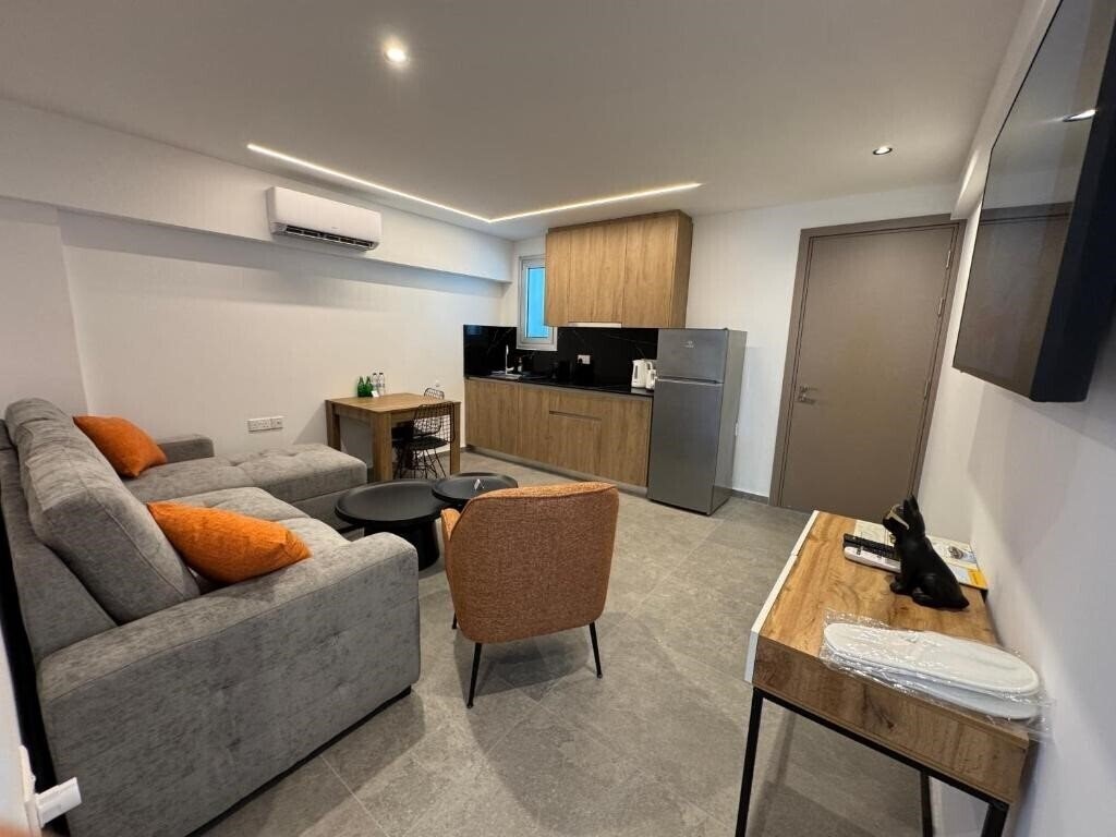 Фото Living Boutique Apartments 3*