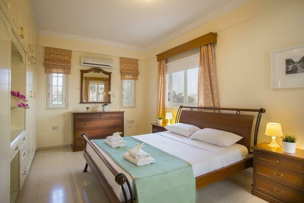 Фото Ayia Napa Villa Benetta 3*