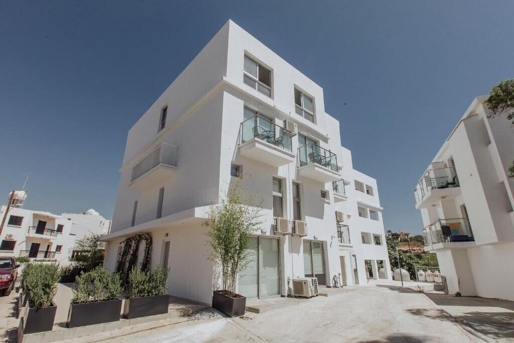 Готель River View Boutique Apts 3*