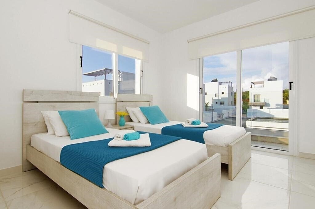 Фото Villa Eden 2*