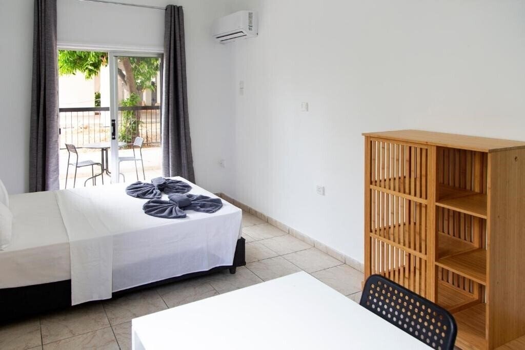 Фото Summers Hotel Apartments 2*