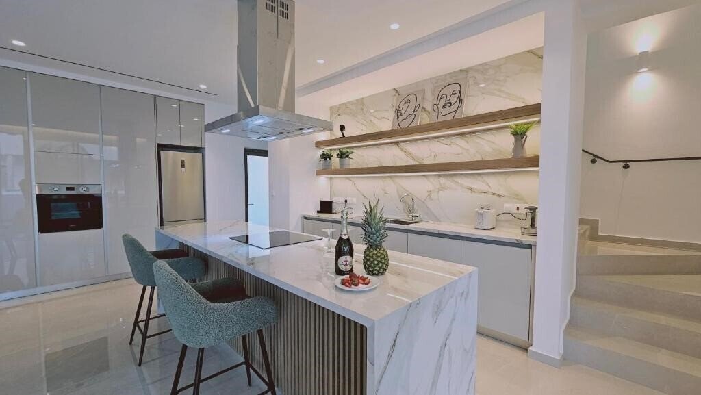 Фото Stay Oasis Luxury Villas 3*