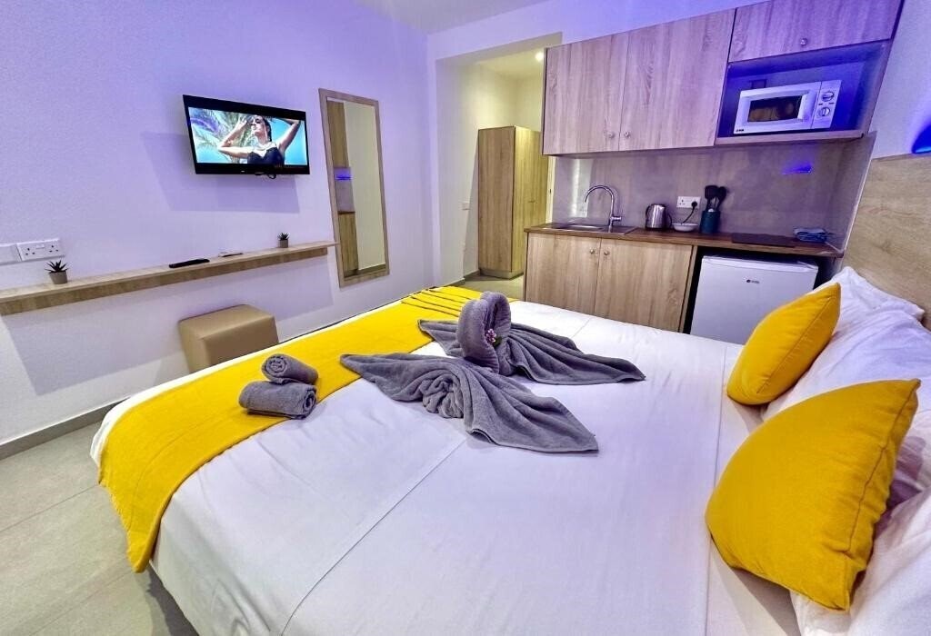 Фото Sun Plaza Suites 3*