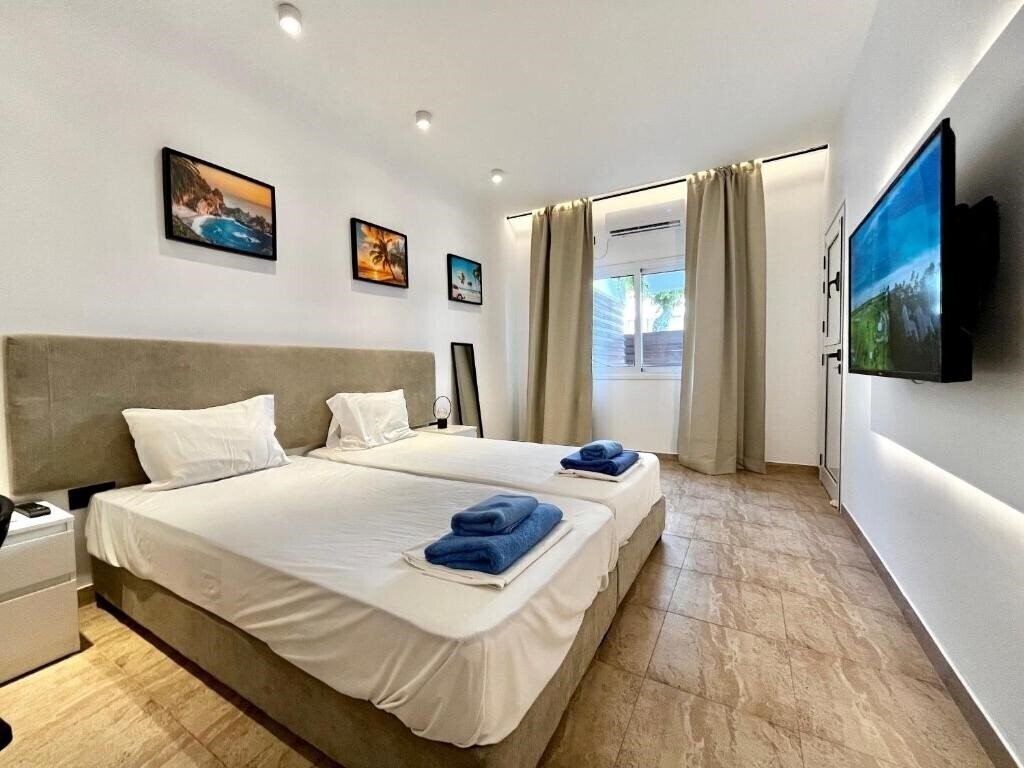 Отель Stay Napa Velvet Apartment 3*