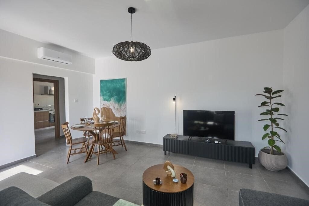 Фотография Adamandri Lodge - Prime Location 2*