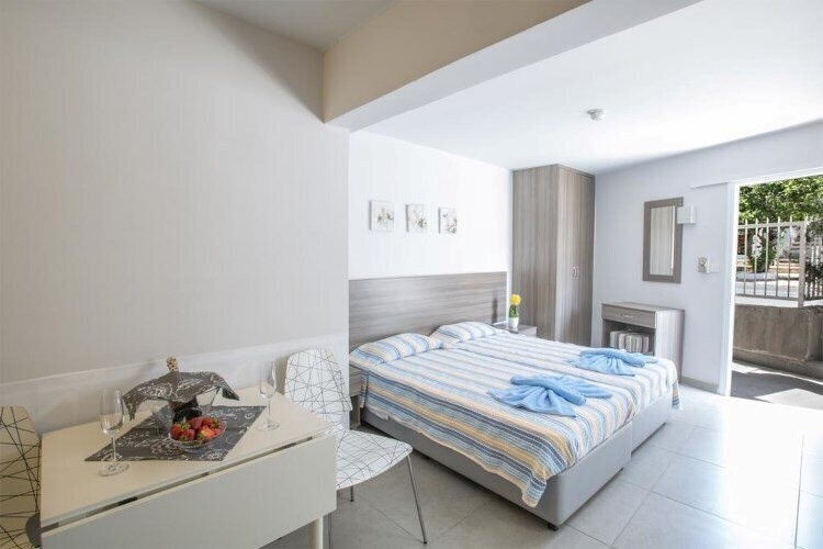 Фото Merab Holidays Apartments Fa213 2*